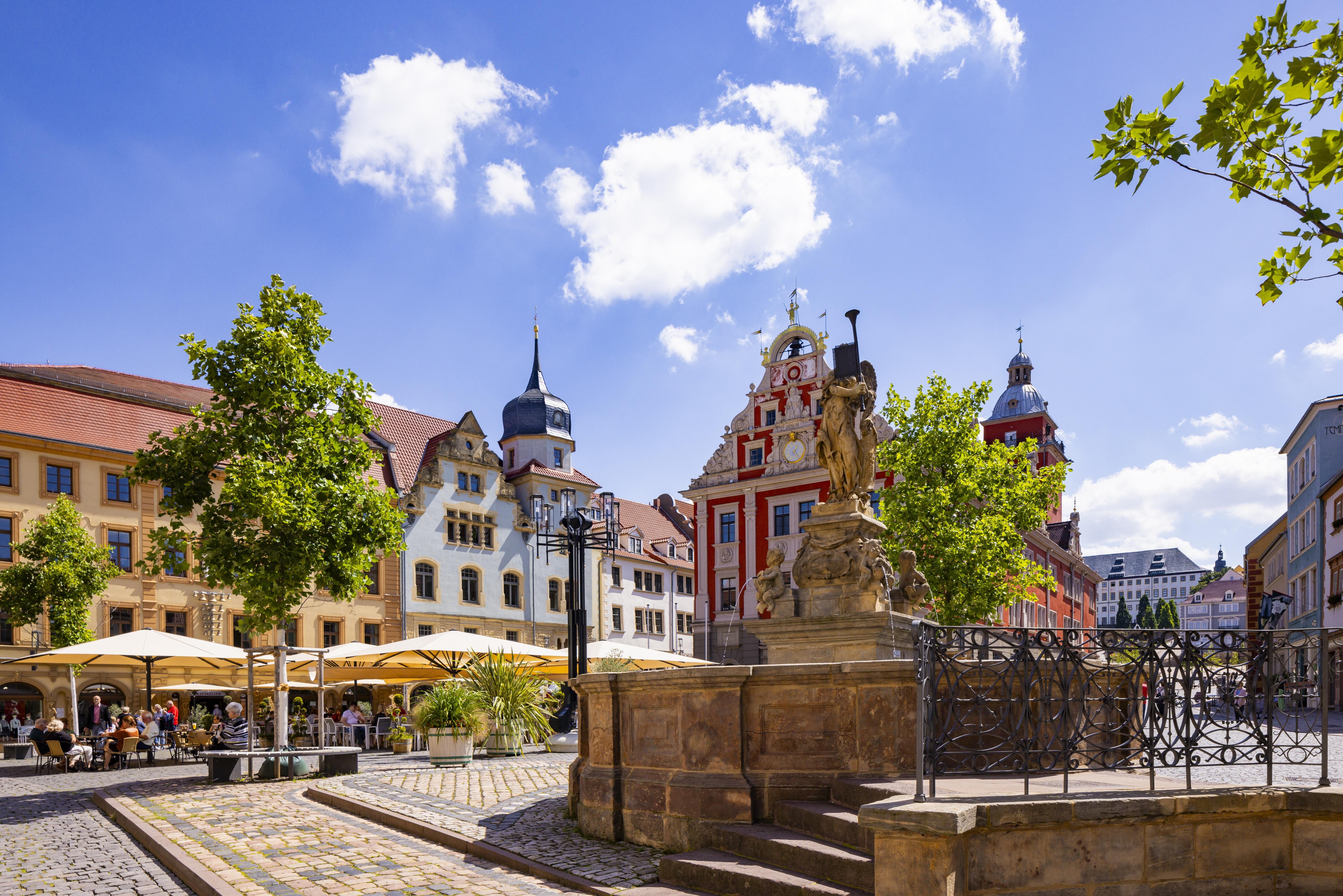 Gotha Hauptmarkt mit Rathaus